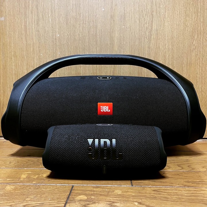 JBL Boombox 2